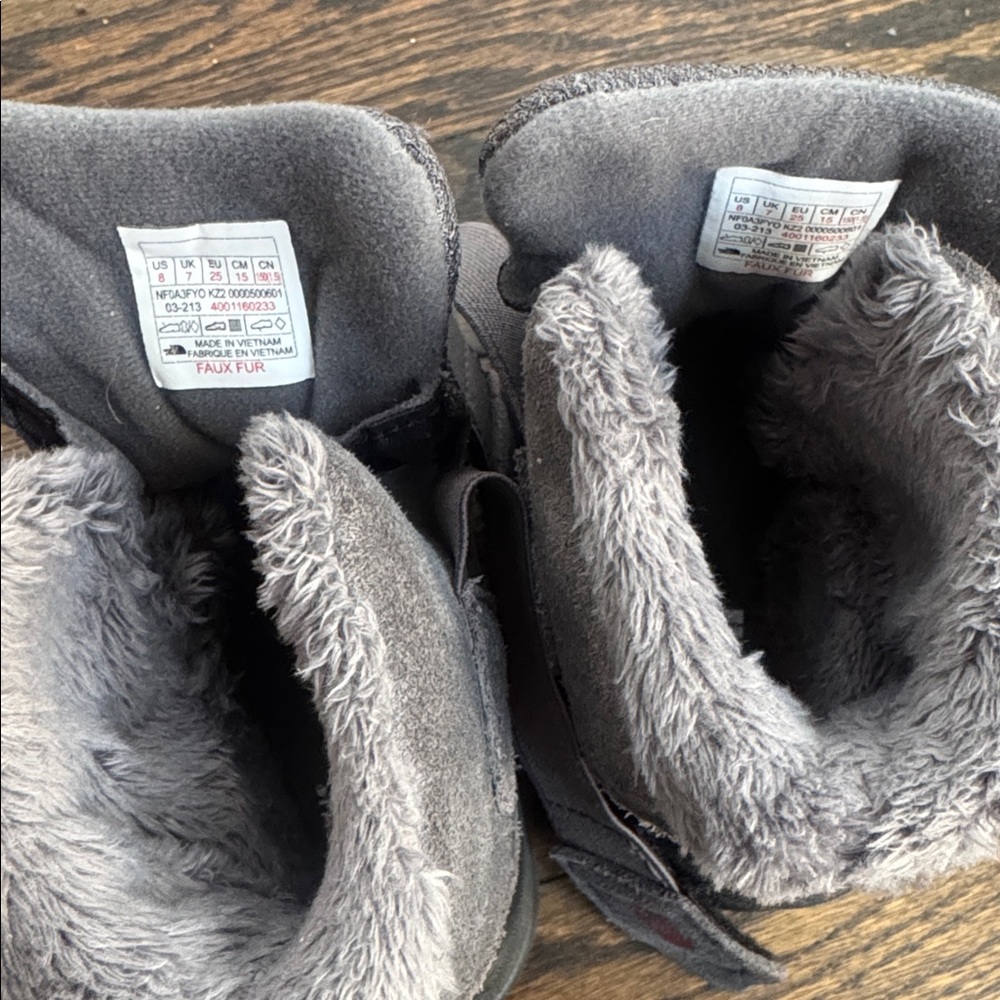 North Face Toddler Alpenglow II snow waterproof Boots zinc gray and black size 8 - Picture 6 of 8
